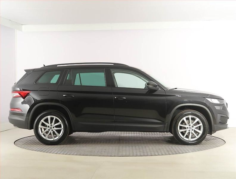 Škoda Kodiaq (2023) Ambition 2.0 TDI, digi klima - fotka 6 z 26