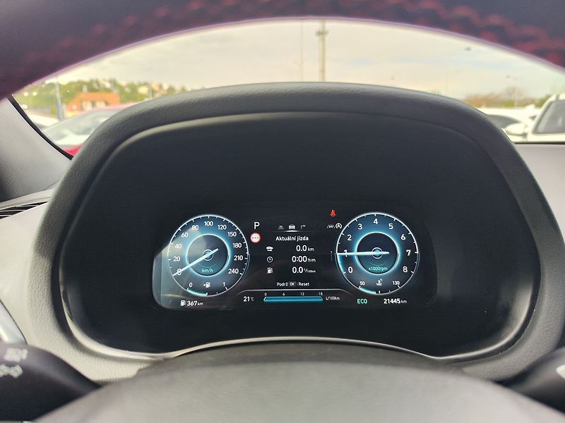 Hyundai i30 1.5 T-GDI/103kW N-Line DCT - fotka 16 z 35