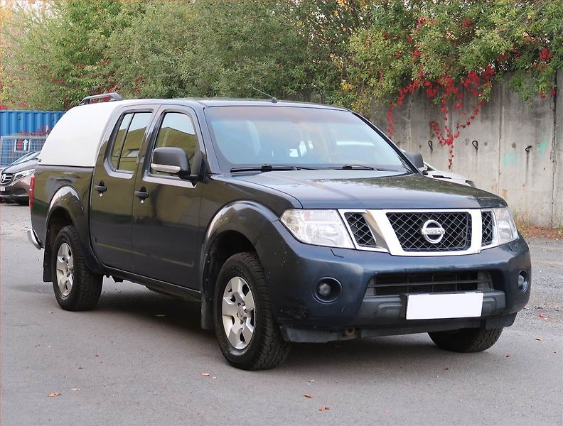 Nissan Navara (2011) 2.5 D, 4X4, Vyhř. sedaček - fotografie inzerátu