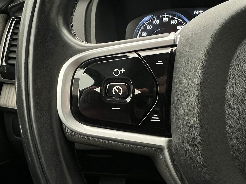 Volvo XC90 T8 AWD INSCRIPTION RECHARGE CZ - fotka 25 z 47