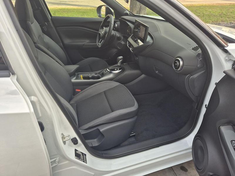 Nissan Juke (2026) 1.0DIG-T 84kW CITY EDITION - fotka 10 z 20
