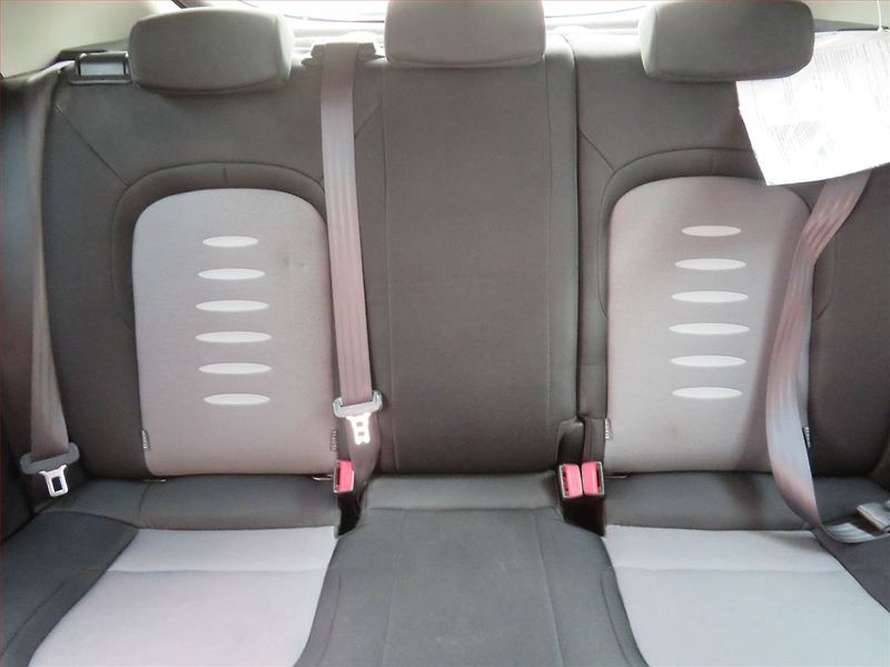 Kia Pro_Ceed (2013) 1.6 GDI, Serv.kniha, Tempomat - fotka 10 z 15