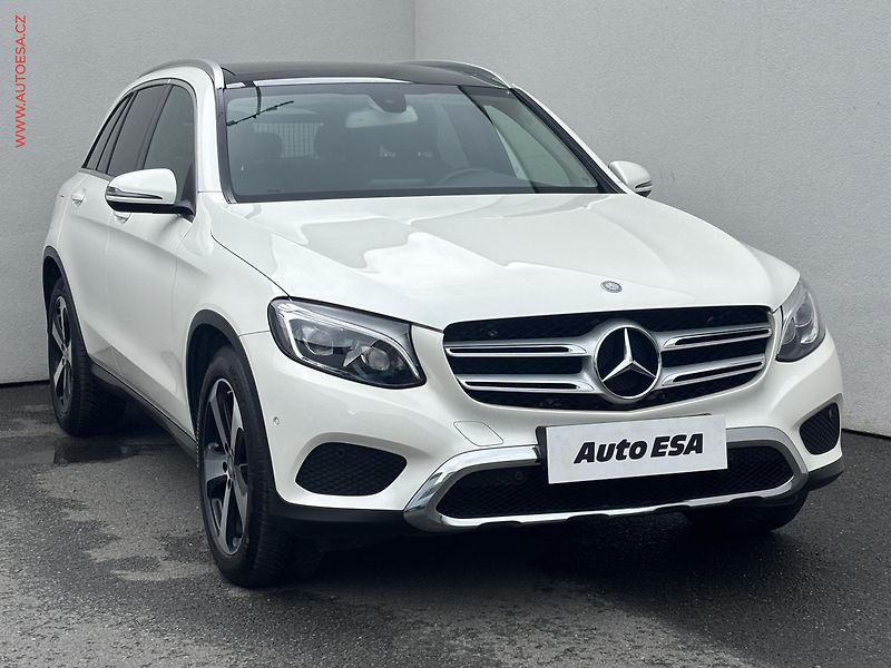 Mercedes-Benz GLC (2016) 2.0T GLC250 4M, AT, LED - fotografie inzerátu