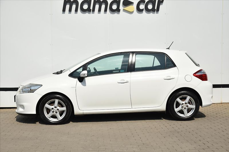 Toyota Auris 1.6 VVT-i 97kW ČR - fotka 4 z 19