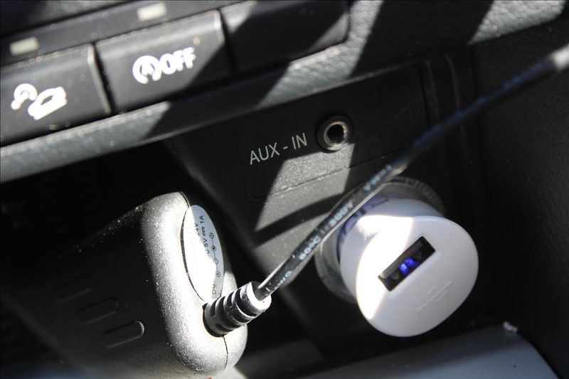 BMW X1 2,0 D  1.maj.,ČR,serviska,DPH - fotka 22 z 26
