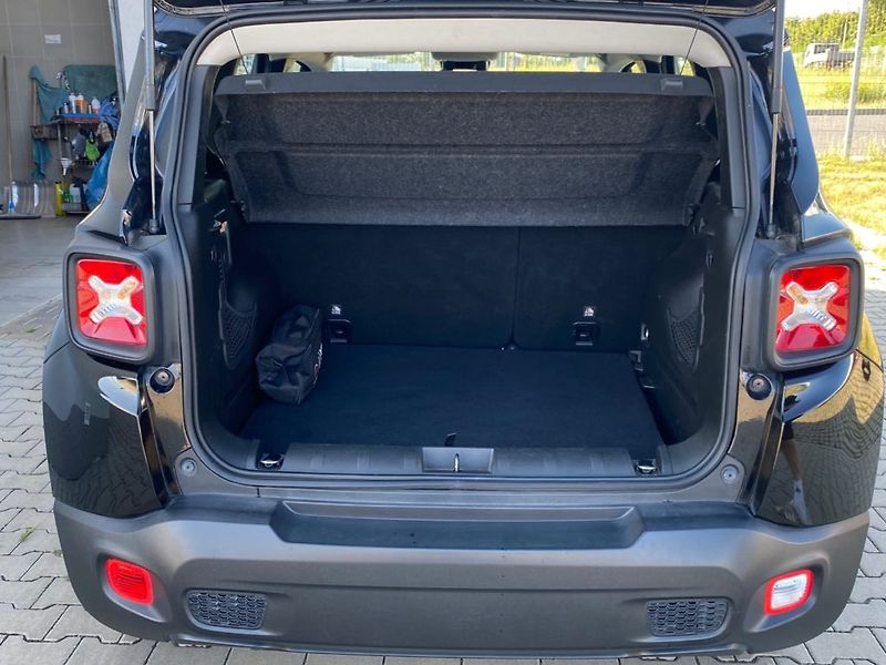 Jeep Renegade (2019) SPORT 1,0 (88kW) BA Man. - fotka 9 z 28