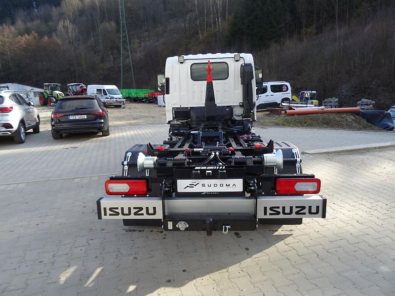 Isuzu M27 (2026) 3.0L, hákový nosič kontejnerů  - fotka 11 z 34
