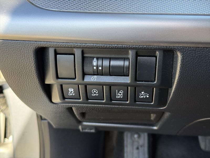 Subaru Outback 2,5 Comfort - fotka 17 z 19