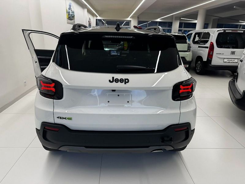 Jeep Avenger 4xe The North Face 1.2 Turbo e - fotka 5 z 21