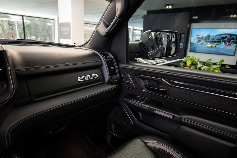 RAM 1500 TRX/Stan/Naviják/Harman Kardon - fotka 17 z 31