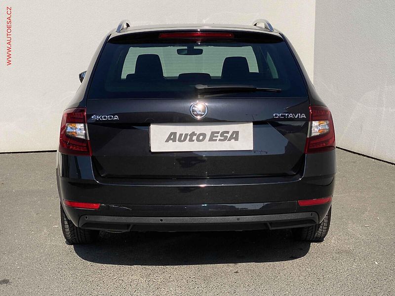 Škoda Octavia (2020) 2.0 TDi, Style, LED - fotka 5 z 17