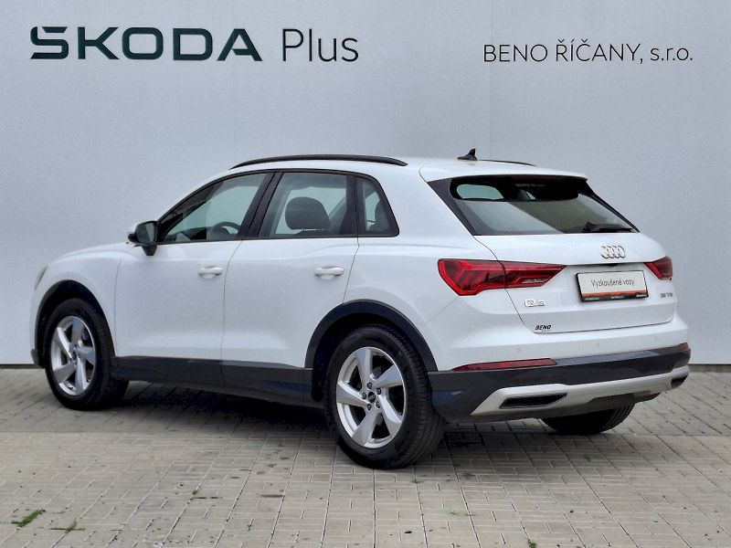 Audi Q3 (2024) Advanced S-Tronic 1,5TFSi 110k - fotka 11 z 35