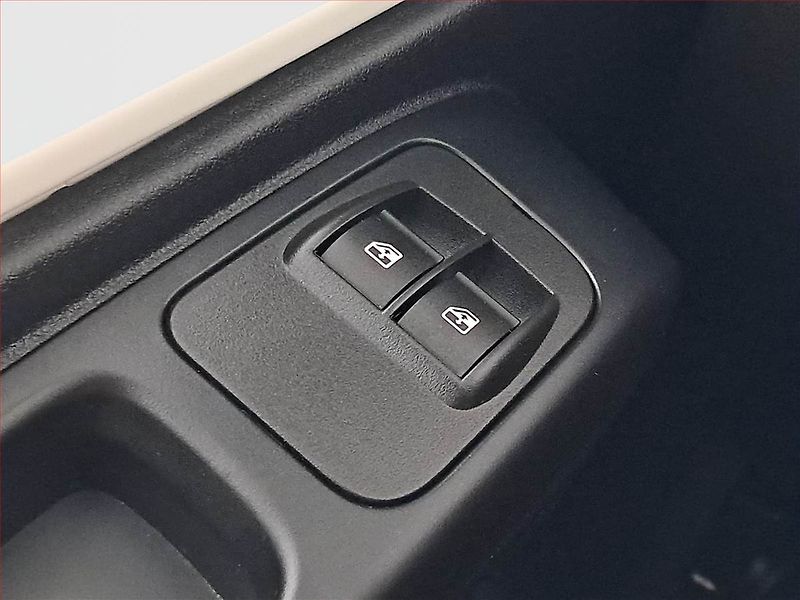 Fiat Fiorino (2023) 1.3 Multijet, 4Místa, ČR - fotka 15 z 15