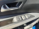 Peugeot 3008 1.2 Puretech/96kW Active Pack - náhled 29