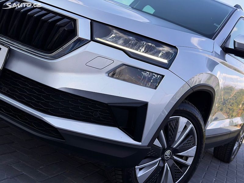 Škoda Karoq 2.0 TDi/DSG/STYLE/DPH - fotka 10 z 23