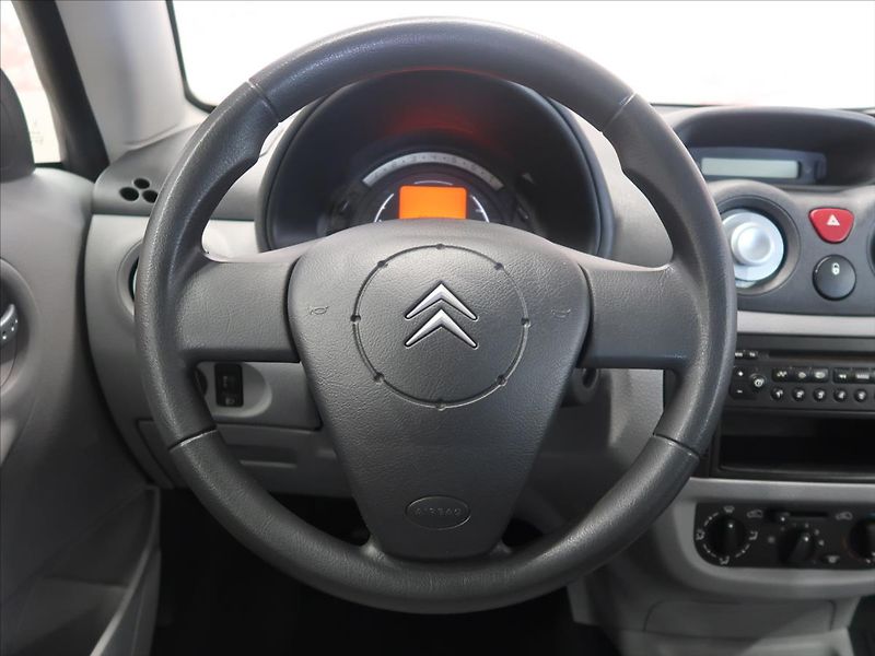 Citroën C3 1,4 i Pluriel - fotka 20 z 33