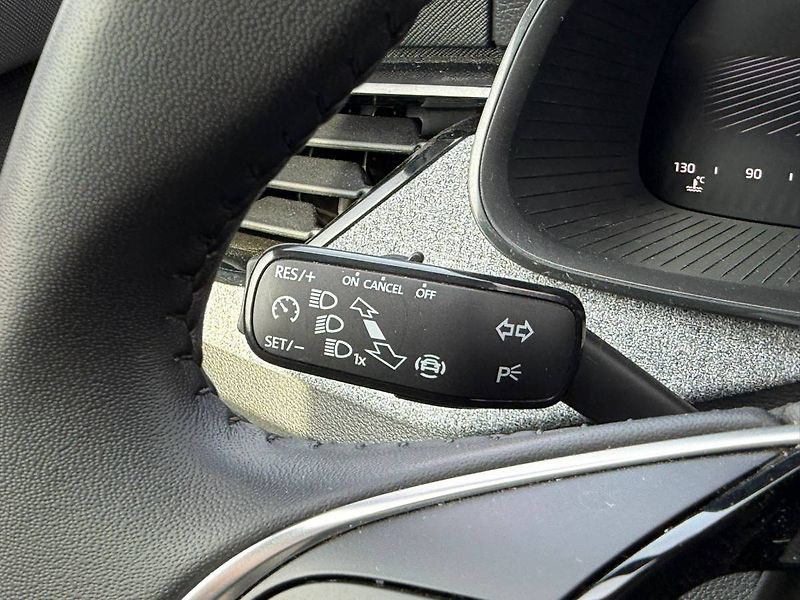 Škoda Scala Selection 1,0 TSI 85 kW 6° MP - fotka 15 z 36