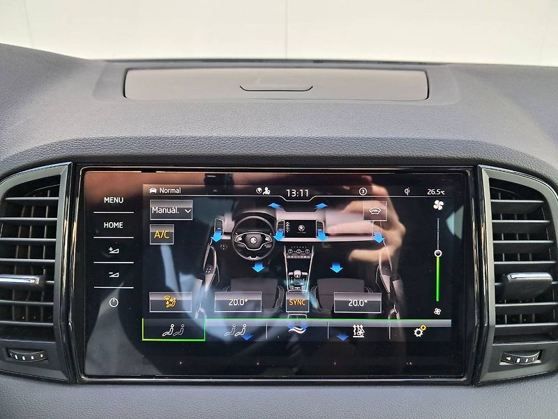 Škoda Karoq (2022) SPORTLINE Exclusive 1.5 TSI / - fotka 12 z 31