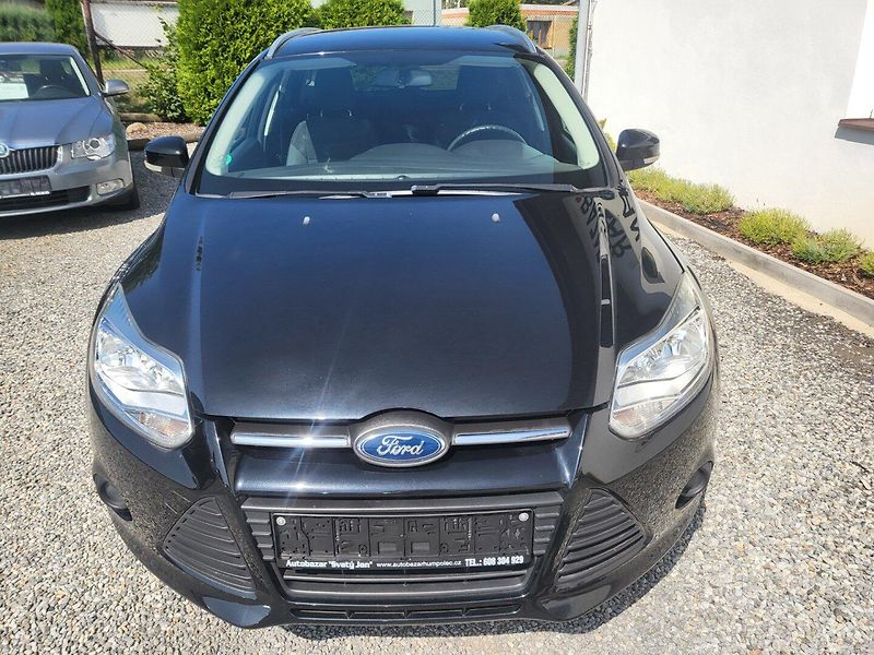 Ford Focus (2011) 1.6 i 16V Rozvody, Nová STK - fotka 7 z 23