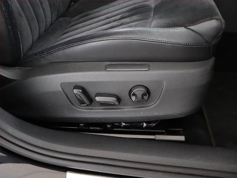 Škoda Superb (2016) Style 2.0 TDI, Automat - fotka 21 z 24