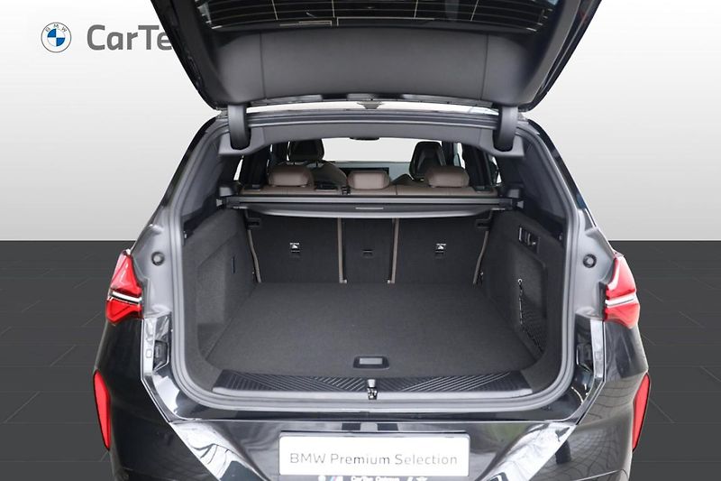 BMW X3 xDrive 40d - fotka 8 z 22