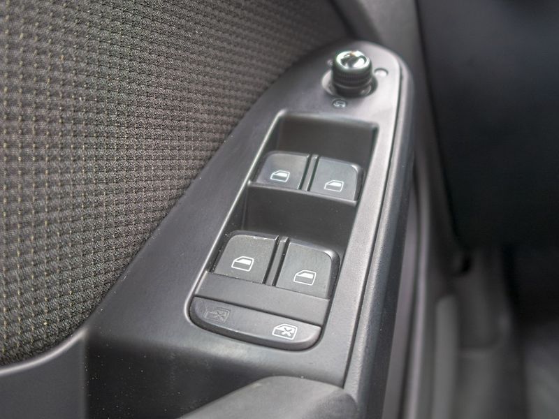 Audi A4 (2008) 2.0TDI 105KW Sline – ROZVODY - fotka 31 z 45