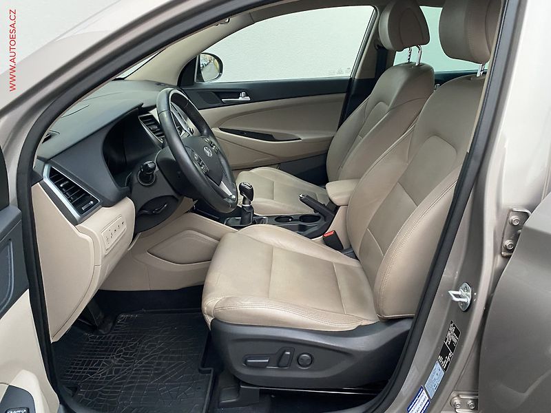 Hyundai Tucson (2017) 2.0 CRDi 4x4, ČR, Style - fotka 9 z 19