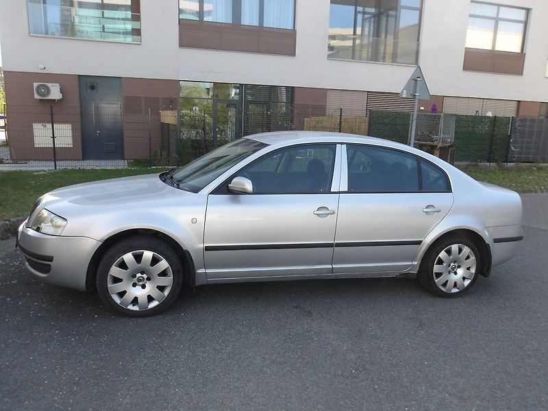 Škoda Superb 1,9TDi 96kW ! - fotka 3 z 25