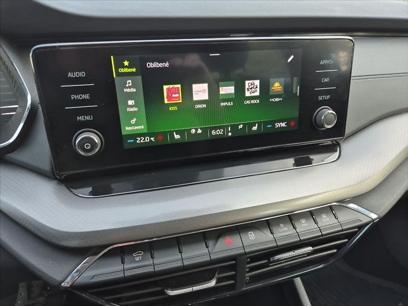 Škoda Octavia 2,0 TDi DSG Ambition 4x4 - fotka 14 z 16