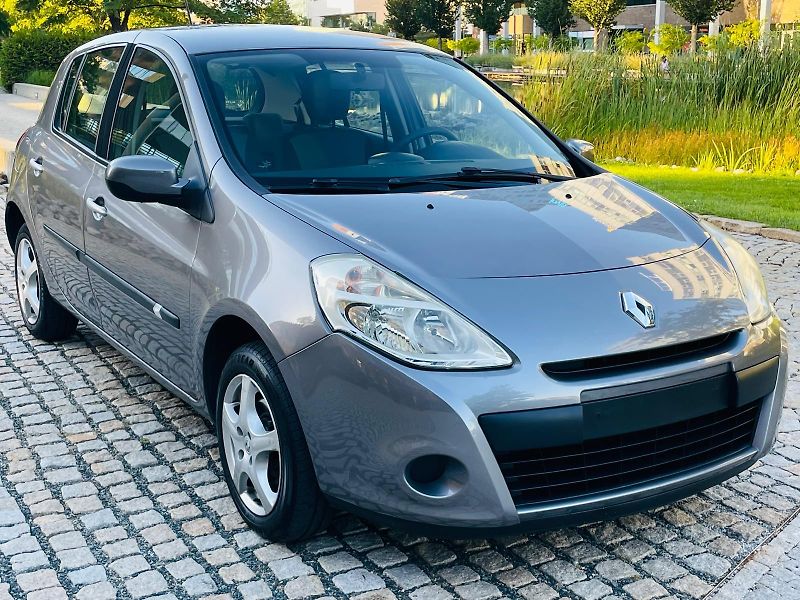 Renault Clio 1.2i 55KW MANUÁL 1MAJITEL  - fotka 8 z 42