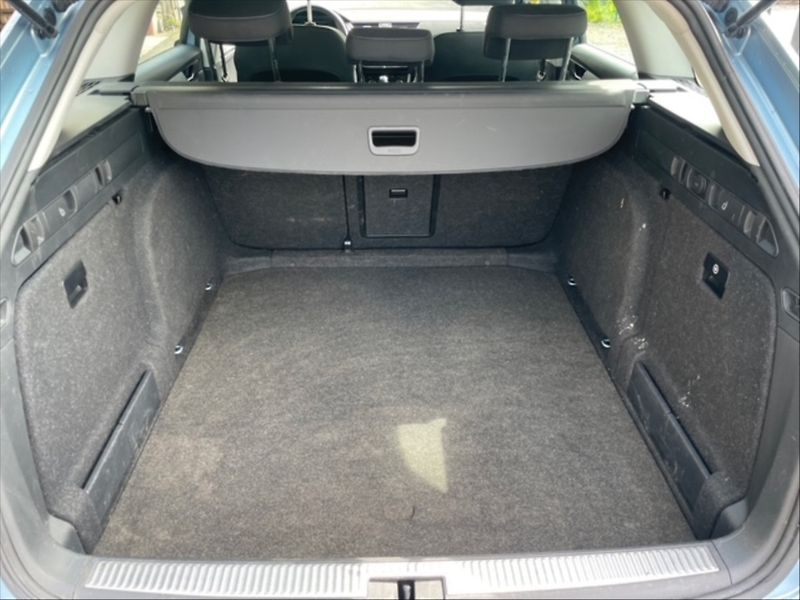 Škoda Superb 2,0 TDI Style AT - fotka 6 z 11
