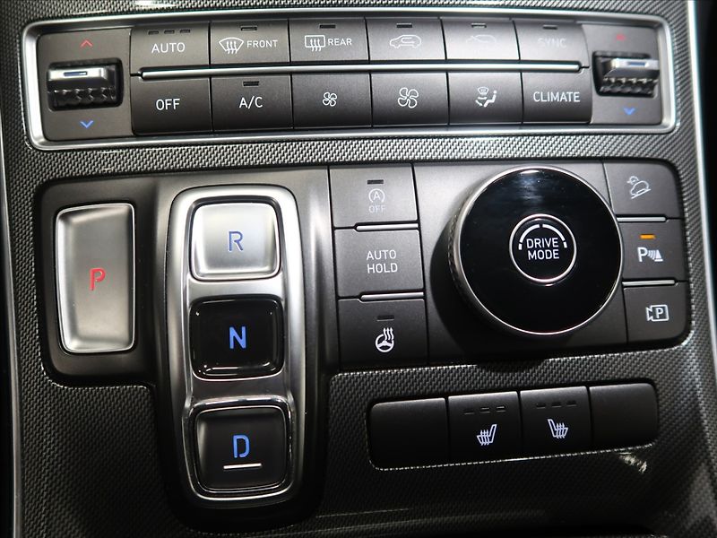 Hyundai Santa Fe 2,2 CRDi Smart 1.majitel CZ - fotka 25 z 31