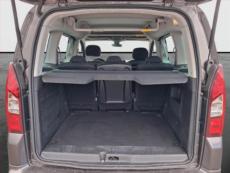 Citroën Berlingo (2016) Shine 1.6 BlueHDi, 5Míst, ČR - fotka 13 z 16