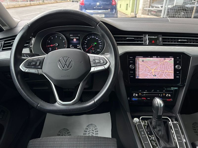 Volkswagen Passat 1.5TSI/2022/1MAJ.TAŽ.DPH.ACC-Z - fotka 22 z 52