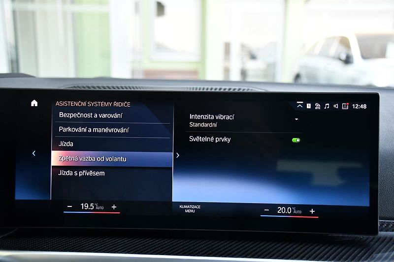 BMW Řada 3 320d xDrive MSPORT ČR 3LZÁRUKA - fotka 37 z 47