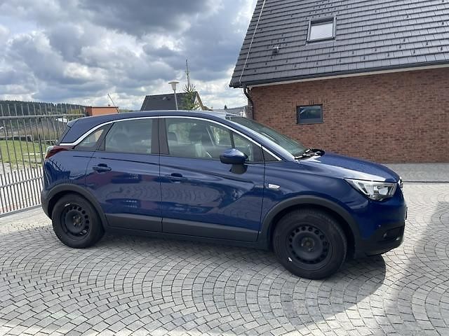 Opel Crossland X (2019) menší SUV - fotka 3 z 12