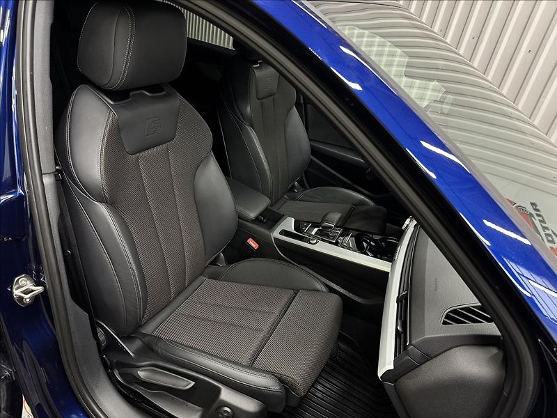 Audi A4 40TFSI Q S-LINE NEZ-TOP MATRIX - fotka 42 z 47