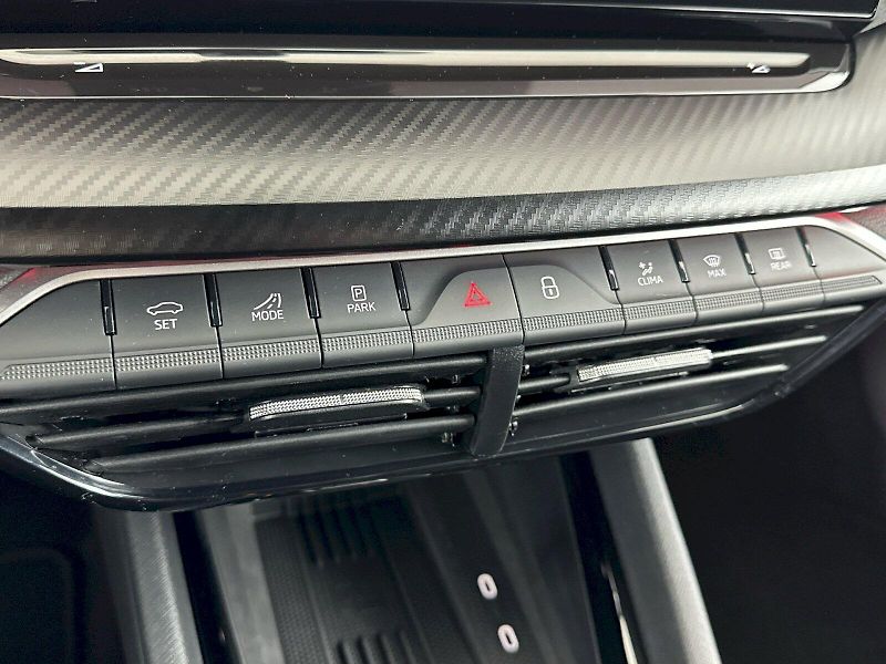 Škoda Octavia (2025) Combi DSG 2.0TSI 195kW RS - fotka 25 z 36