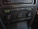 Škoda Octavia (2004) Elegance 2.0 TDI, po STK - náhled 17