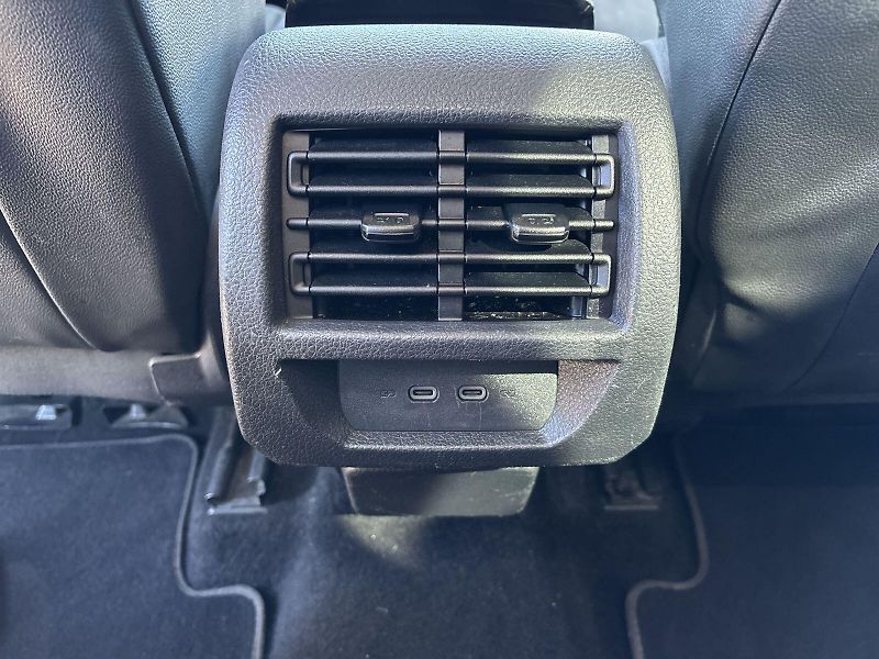 Volkswagen Caddy (2021) 1.5 TSI DSG Style - fotka 26 z 31
