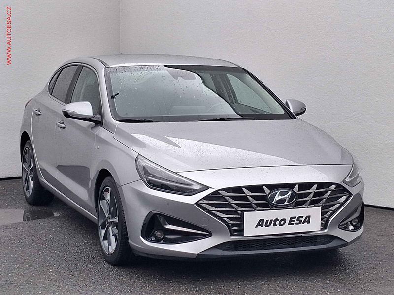 Hyundai i30 (2022) 1.5 T-GDi 48V MHEV, 2.maj,ČR - fotografie inzerátu