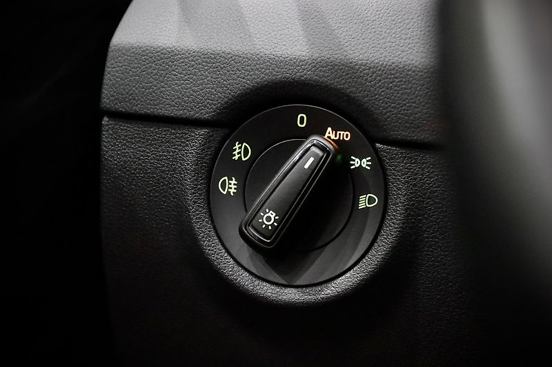 Škoda Octavia 3 Combi 1.4 TSI 103 kW - fotka 21 z 28