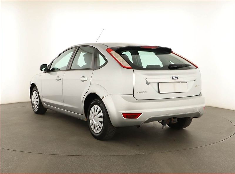 Ford Focus (2009) 1.6 16V, nová STK, Tažné - fotka 4 z 11