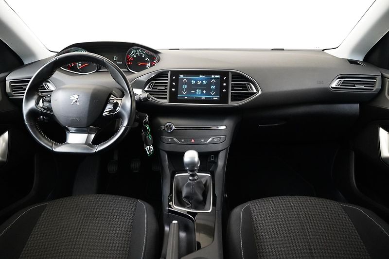 Peugeot 308 - fotka 5 z 24