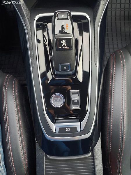 Peugeot 308 (2021) - fotka 32 z 34