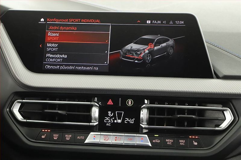 BMW Řada 2 (2021) Sport Line 218d - fotka 15 z 20