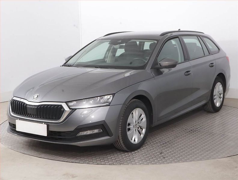 Škoda Octavia (2023) 2.0 TDI, Automat, Serv.kniha - fotka 2 z 16