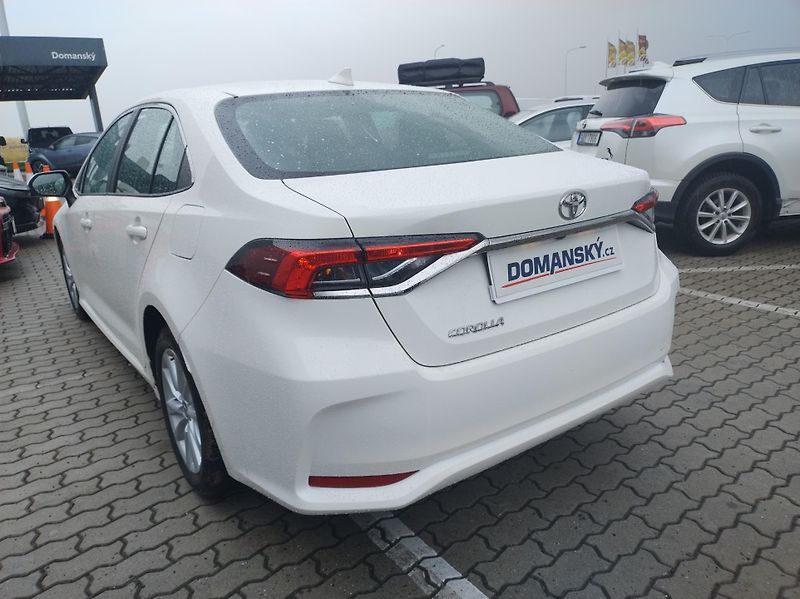 Toyota Corolla (2025) SD 1.8 FHEV Limited Edition - fotka 3 z 14