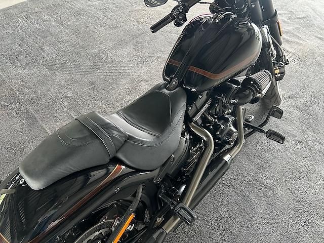 Harley-Davidson FXSE Softail Breakout CVO (2016) - fotka 18 z 26