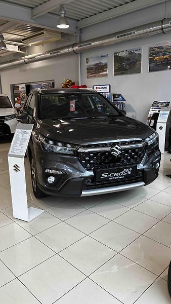 Suzuki S-Cross (2025) 1,4 BJ Elegance Panorama 4x4 - fotografie inzerátu